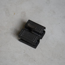 Charger l'image dans la galerie, Heckler & Koch MP5 & MP5K Dual Mag Clamp (pre-owned)