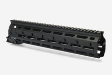 Charger l'image dans la galerie, M-LOK hand guard SIG SG550 Acheron KWS