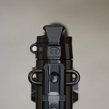 Load image into Gallery viewer, SIG SG553 SG552 SG551SG550 picatinny stock adapter