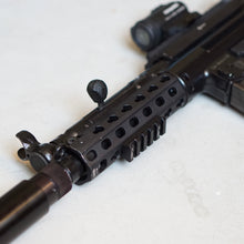 Charger l'image dans la galerie, Heckler & Koch HKey Handguard MP5 (pre-owned)