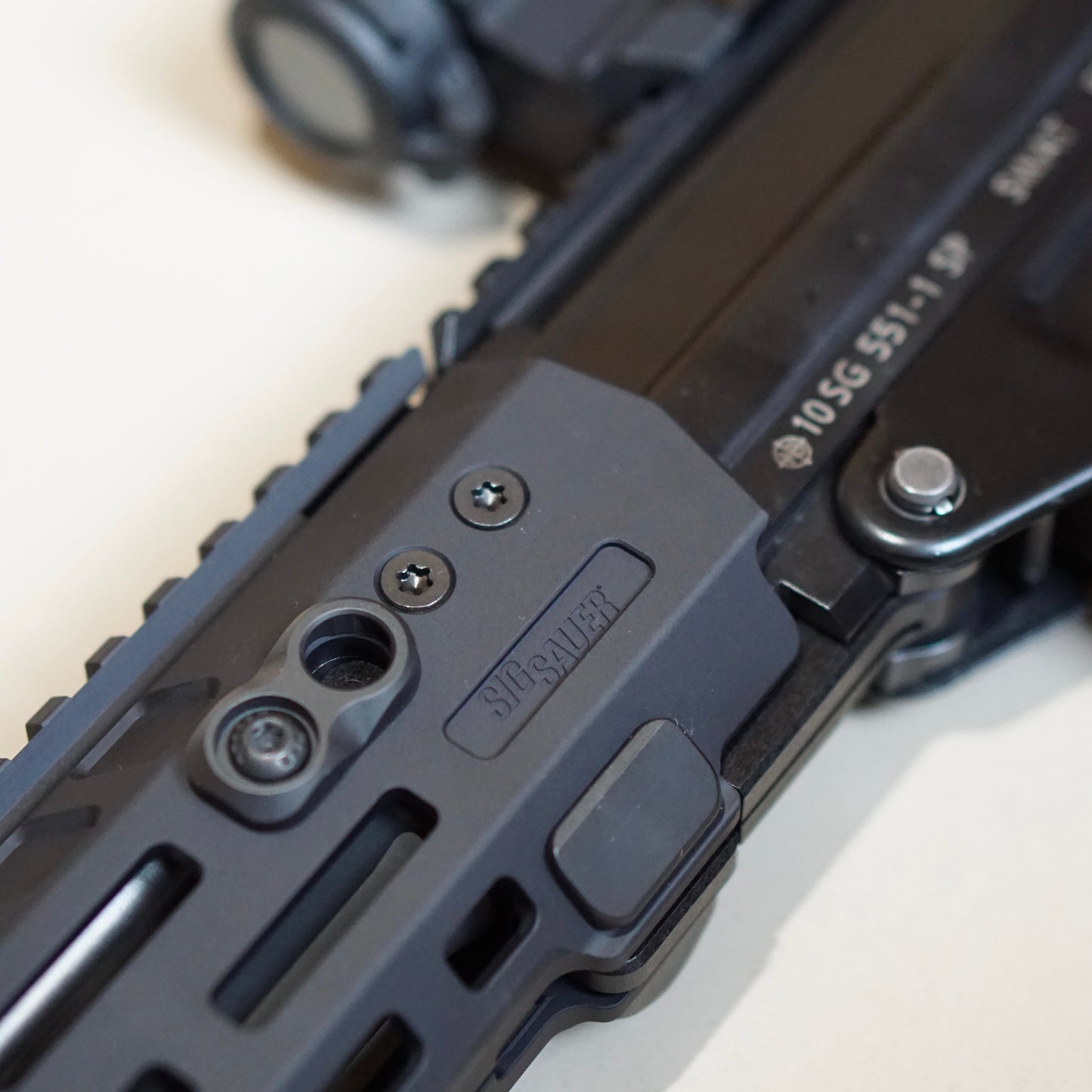 Free Floating Handguard SG551/561 incl. New Style Gasblock