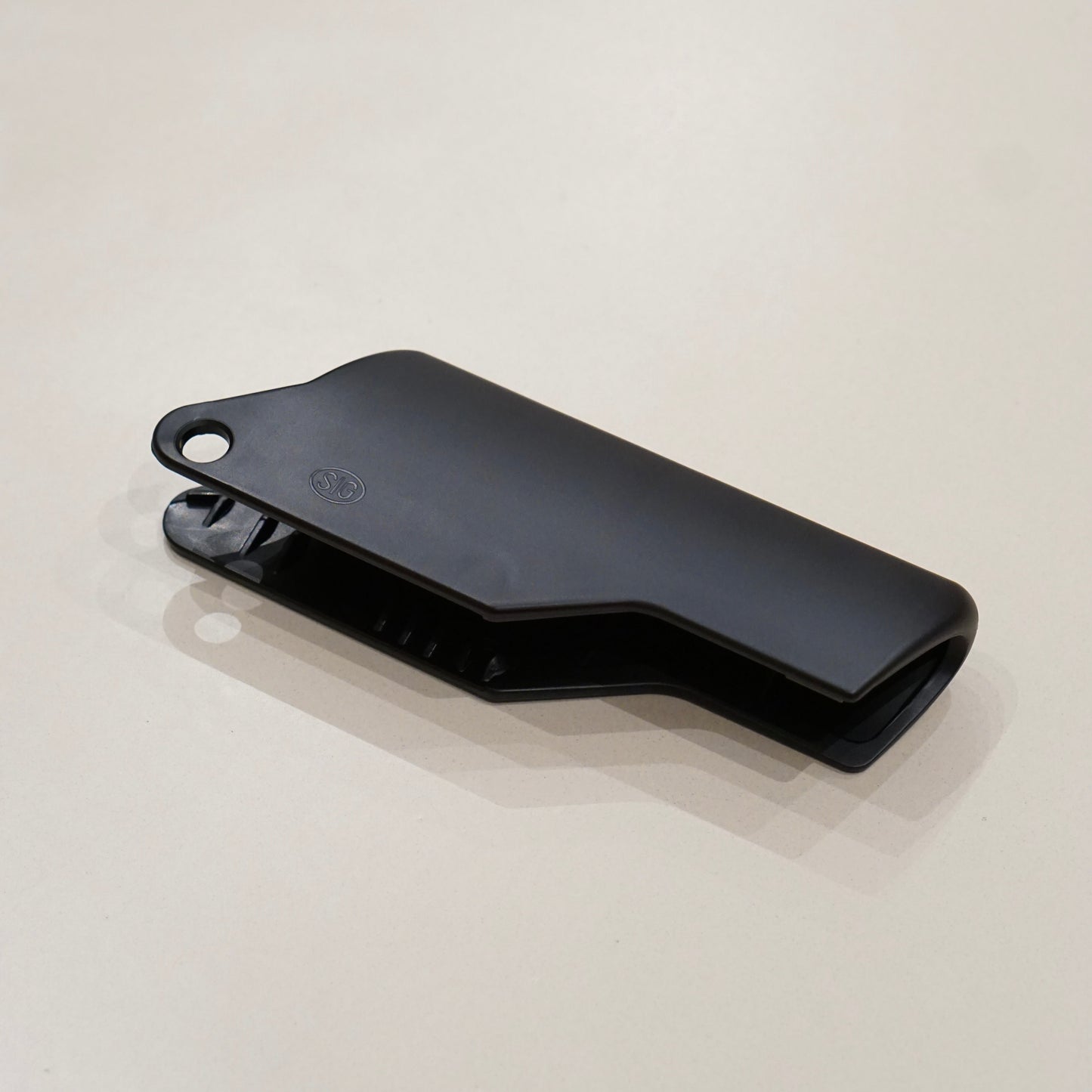 Cheek Riser Black