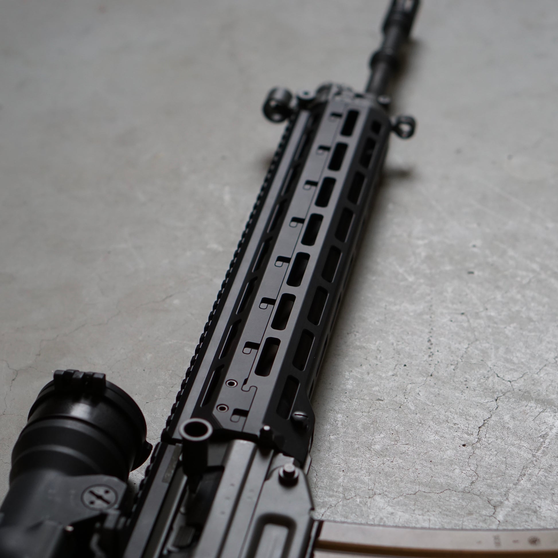 Acheron M-LOK handguard for SIG Stgw90