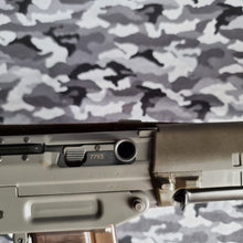 Load image into Gallery viewer, Wyssen Defence Charging Handle SIG/Swiss Arms SG55X Series

