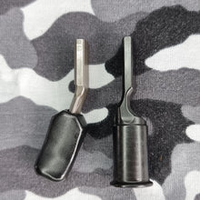 Load image into Gallery viewer, Wyssen Defence Charging Handle SIG/Swiss Arms SG55X Series
